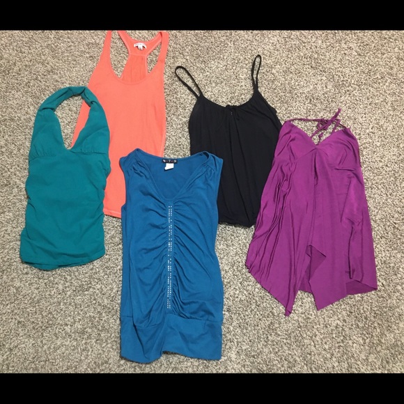 X5 Name Brand Women’s Tops! NWOT - Picture 1 of 7